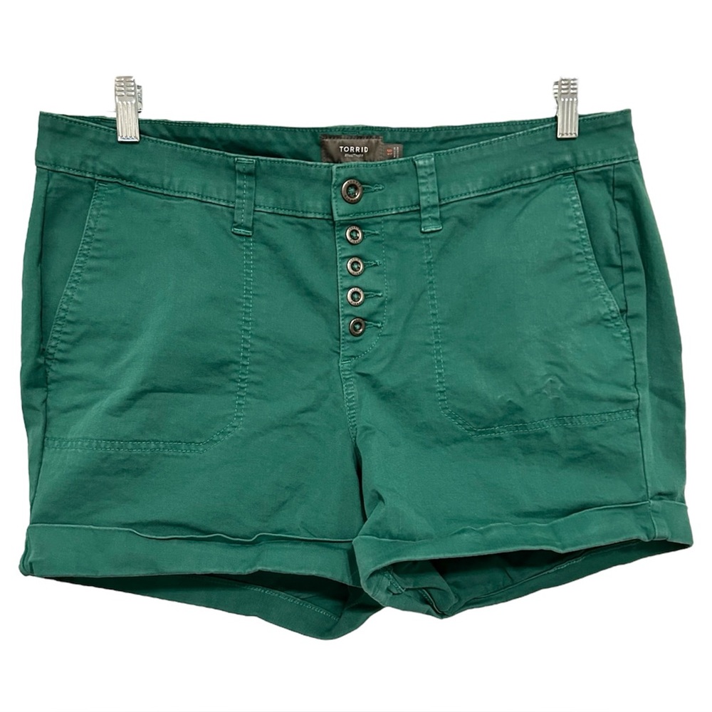 Torrid Green Button Fly Shorts Women’s Size 16 Stretch Cuffed Casual